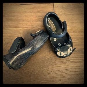 Mini Melissa Size 5 Black Glitter Cat Shoes